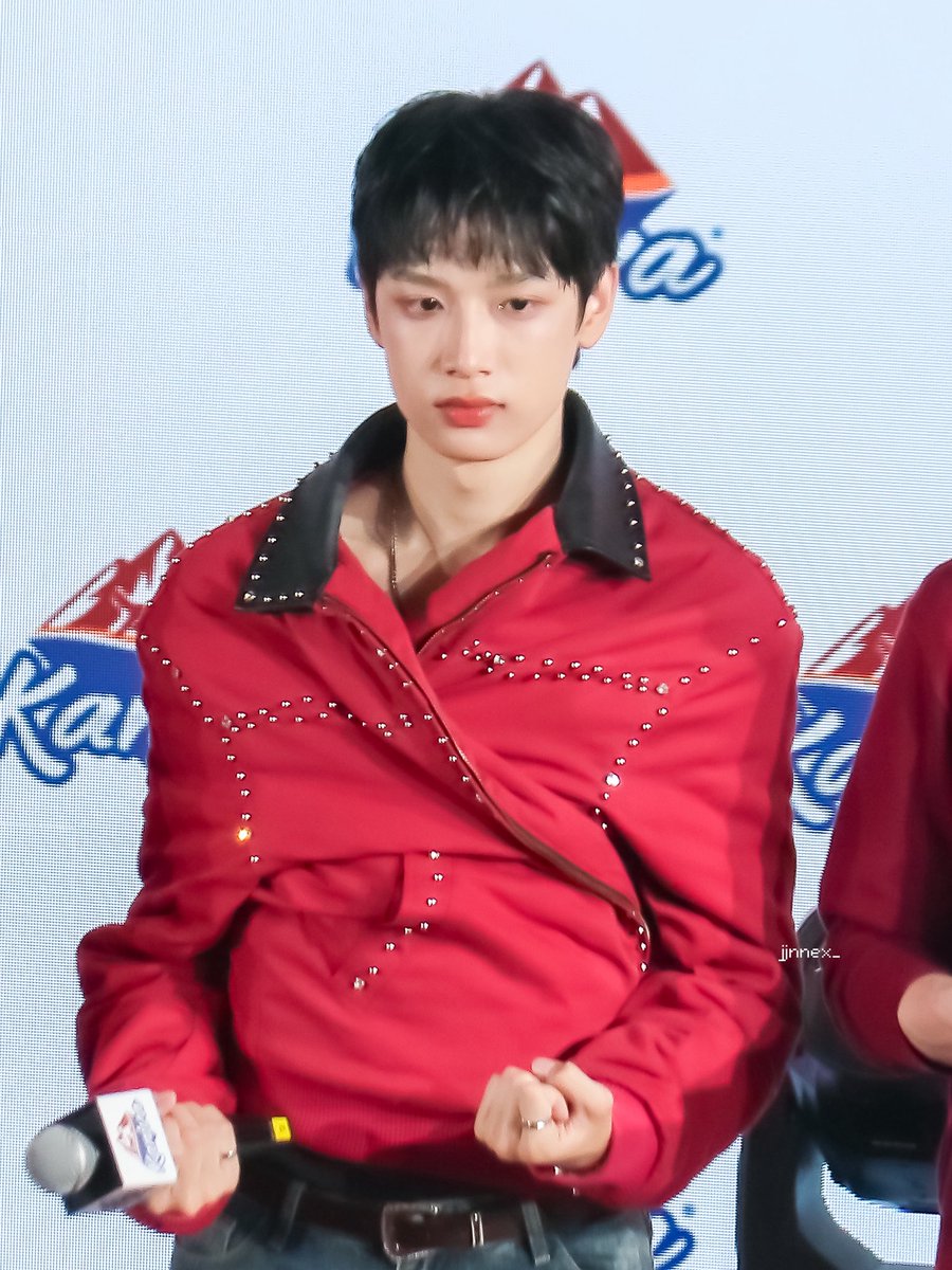 𝐦𝐨𝐚𝐧𝐧𝐞𝐱 ͙͘͡★ tweet media