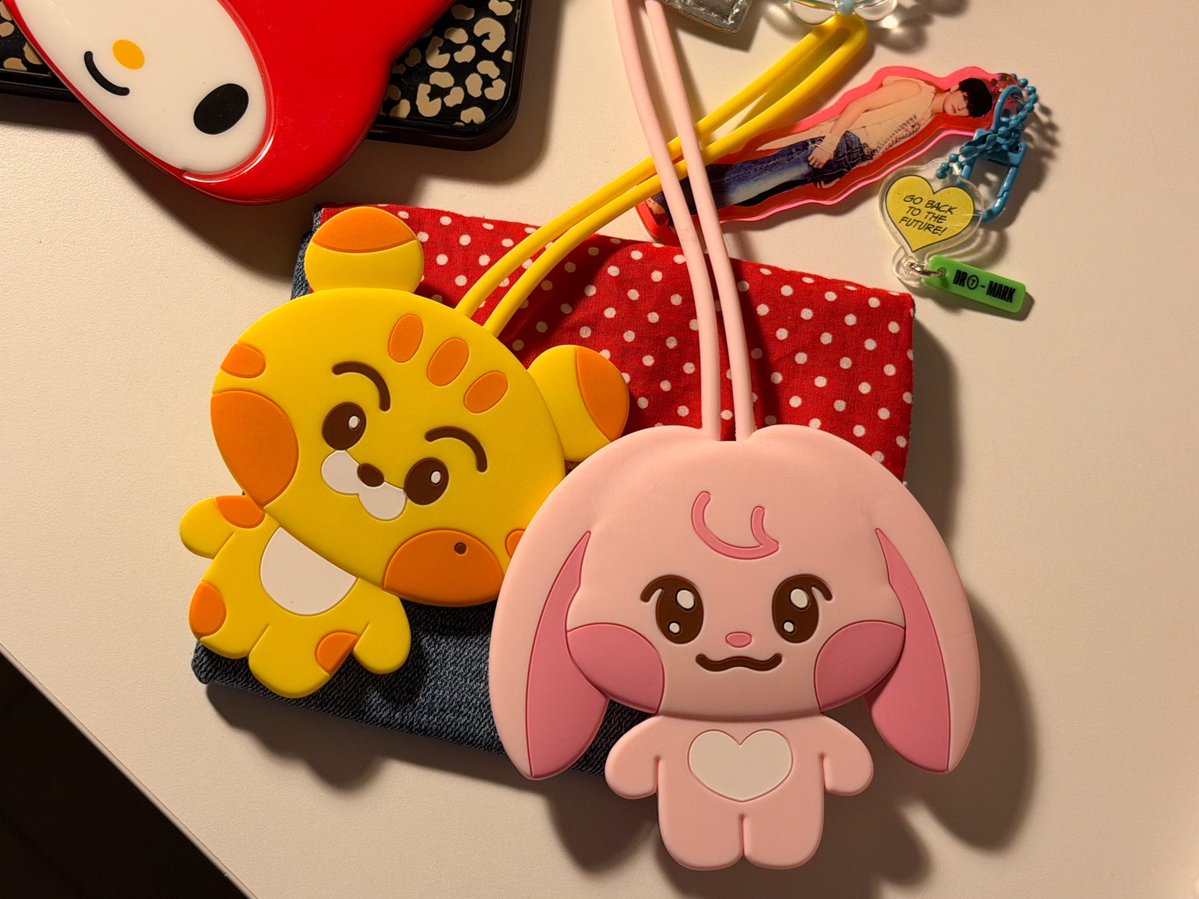 cheesyp🥩 tweet media