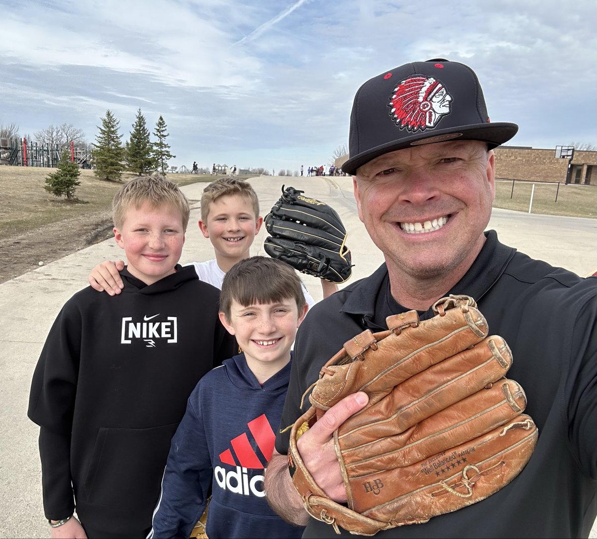 Terry Butler tweet media