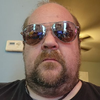 Streaker tweet media