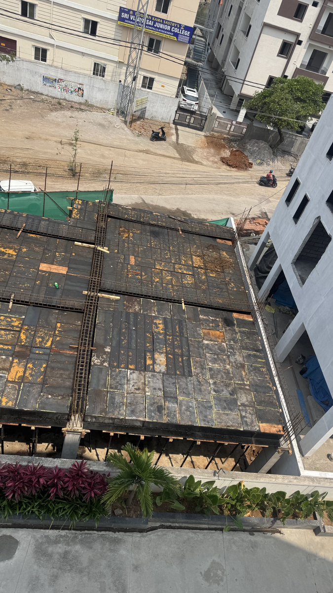 AadithINC's tweet photo. @Comm_HYDRAA @MC_Cyberabad What’s the status of the complaint? How long for this to be checked? https://t.co/WiJYc6LXc2