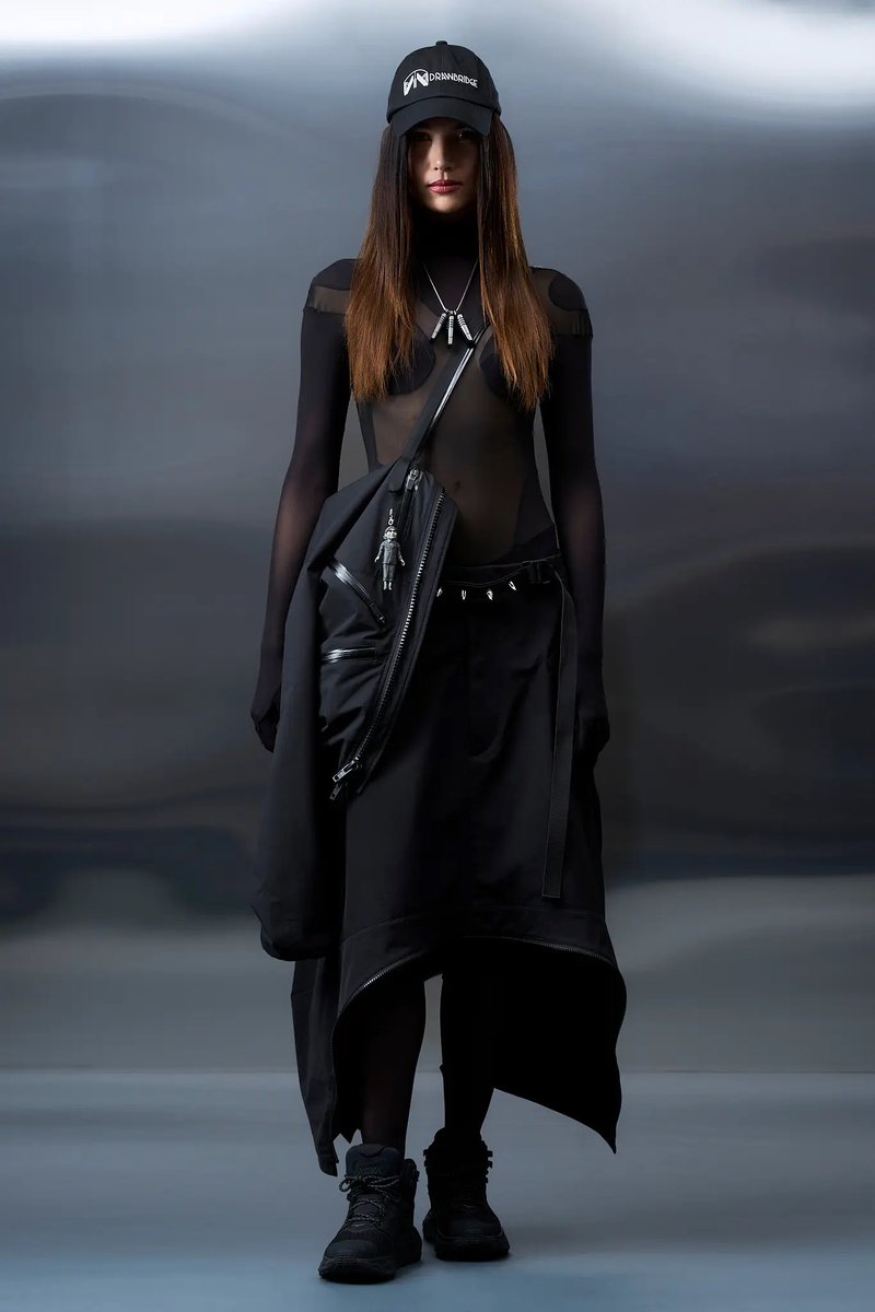 𝔭𝔬𝔢𝔩𝔩𝔩𝔩 tweet media