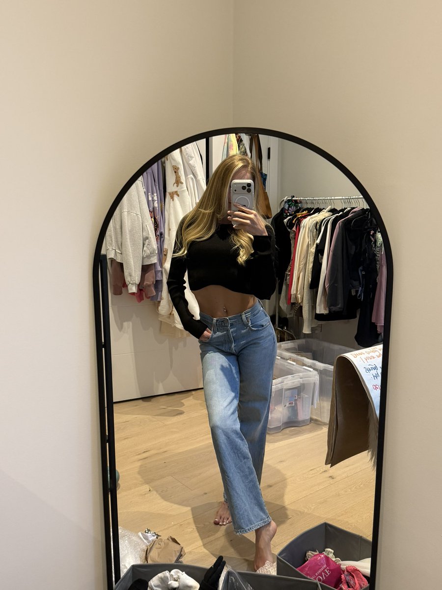 ARIA RAY | 📍CALGARY 21-24 • KELOWNA MAY 6-8 tweet media