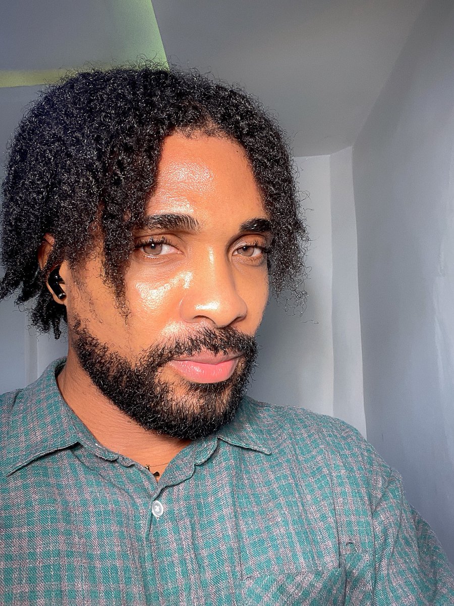 THAYRE ANDRES 👑 tweet media