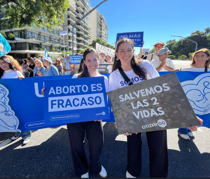 Hoy nos faltan 250.000 argentinos. 
Derogación del aborto YA.