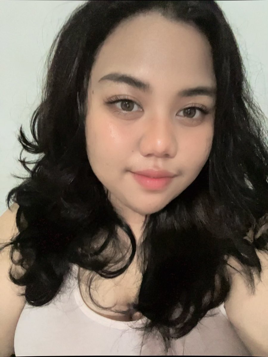 bukancimon's tweet photo. GOOD EVENING GAIISSSS🫶🏻 https://t.co/bJiom7MQik