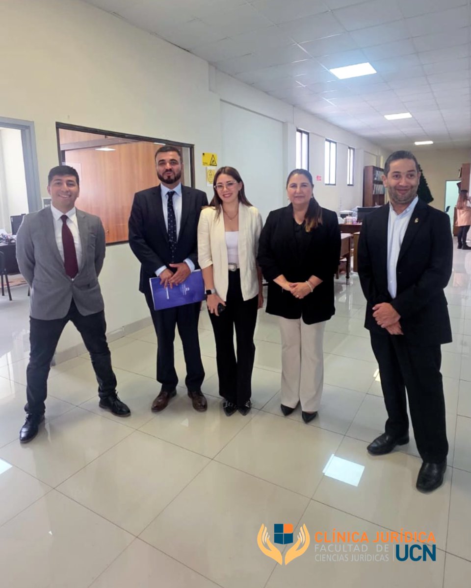 La estudiante Valentina Neira y José Araya inician su pasantía en el Segundo Juzgado de Policia Local de Coquimbo donde fueron recibidos por la magistrada Carola Alvarez Quezada y el secretario Juan Pablo Villa Toro