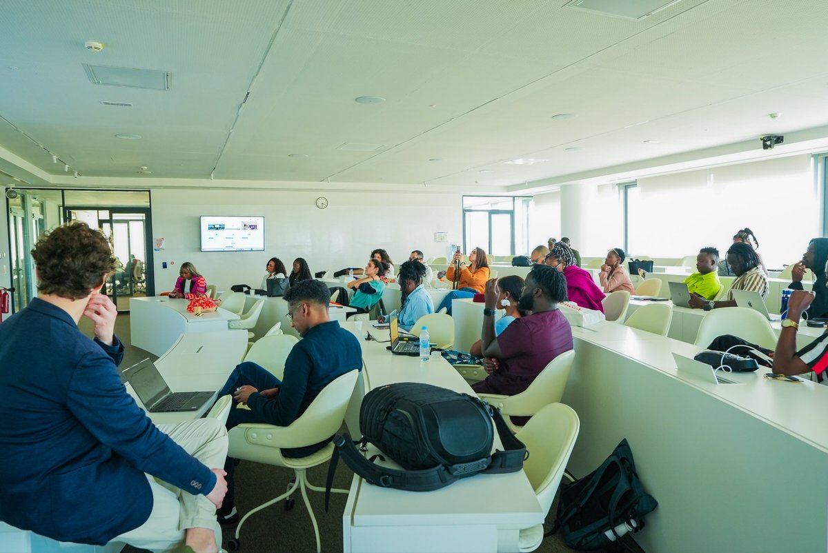 KESSA_2026's tweet photo. Day 2 at KESSA.

We were honored to welcome @HassanHiridjee , CEO of @AxianGroup  and Founder of Fondation H , for an inspiring conversation.

Thank you for sharing your perspective and energy with the KESSA community.

Follow @KESSA_2026 , @UM6PStorySchool  and @french_african https://t.co/ZSb8S8lAb7