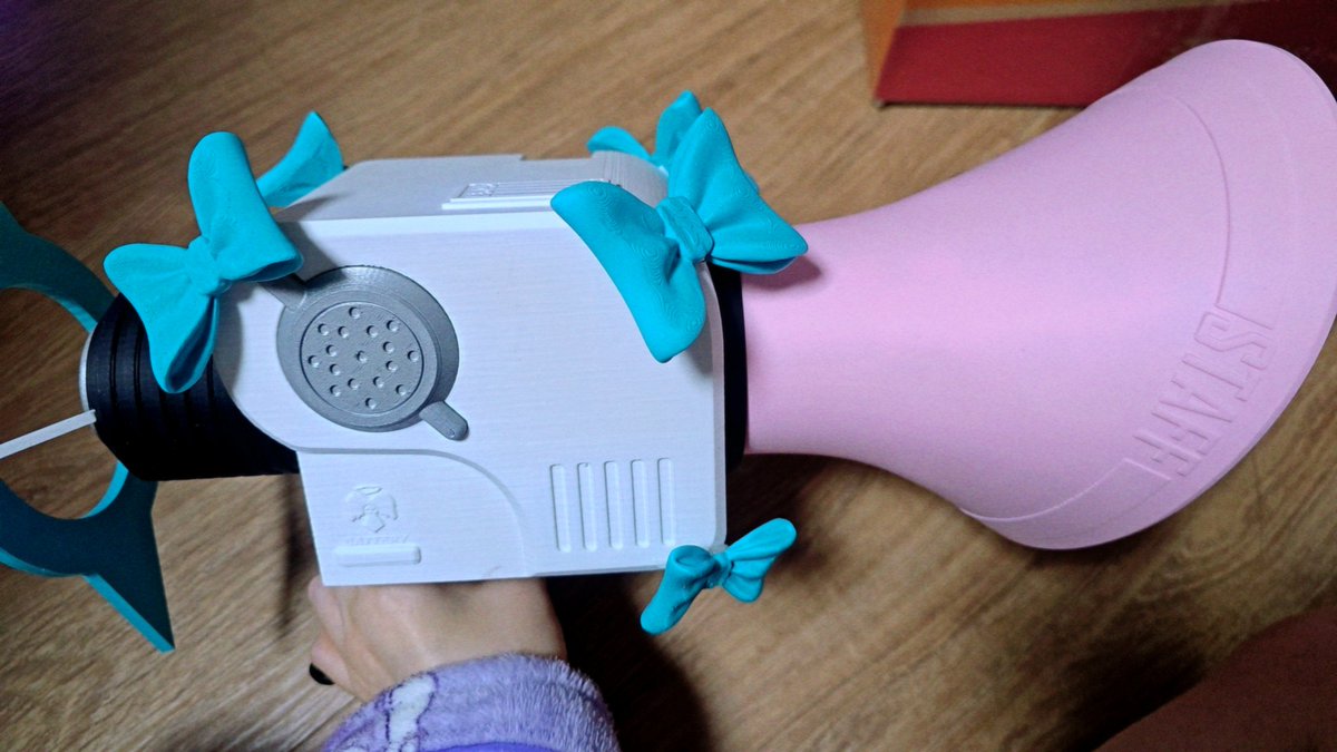 saha_coss tweet media