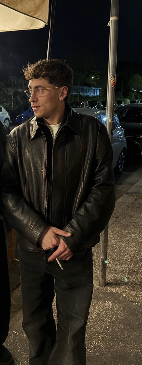 sere🧣🎞️💋 tweet media