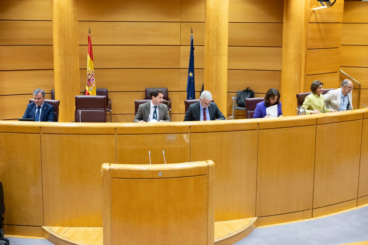 Senado de España tweet media