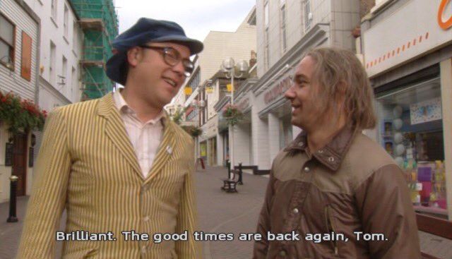 Pogles wood tweet media