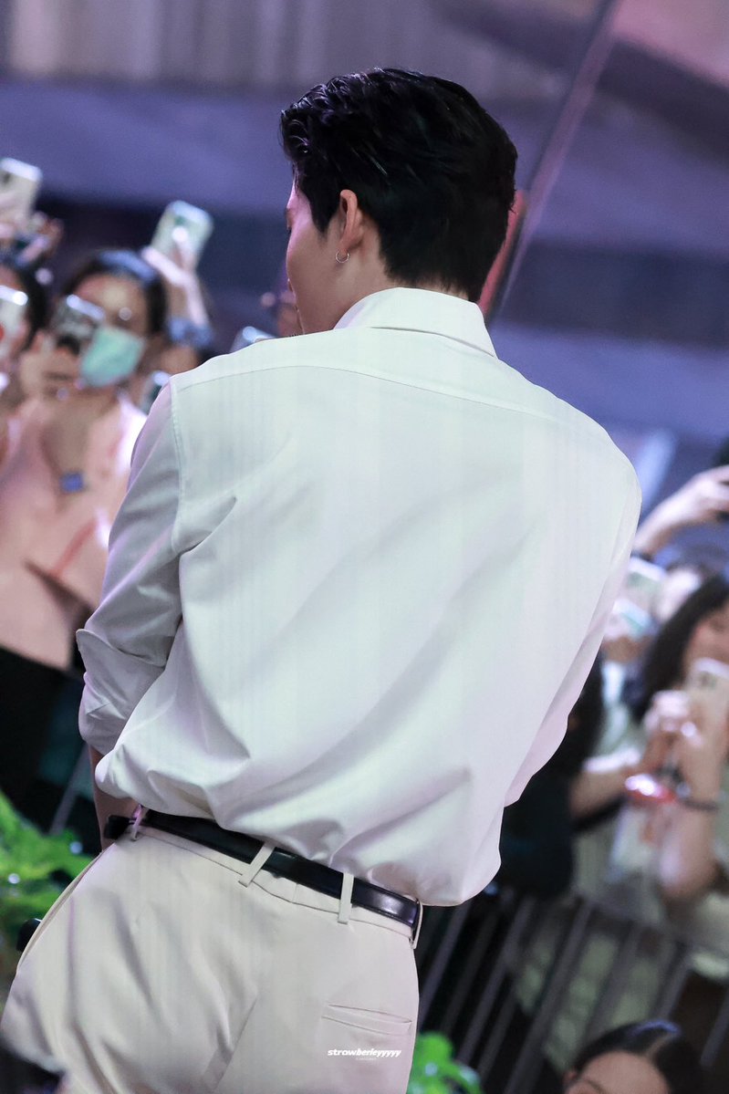 ♡𝙨𝙩𝙧𝙖𝙬𝘣𝘦𝘳𝘳𝘪𝘦𝘺𝘺𝘺 ᵕ̈ tweet media