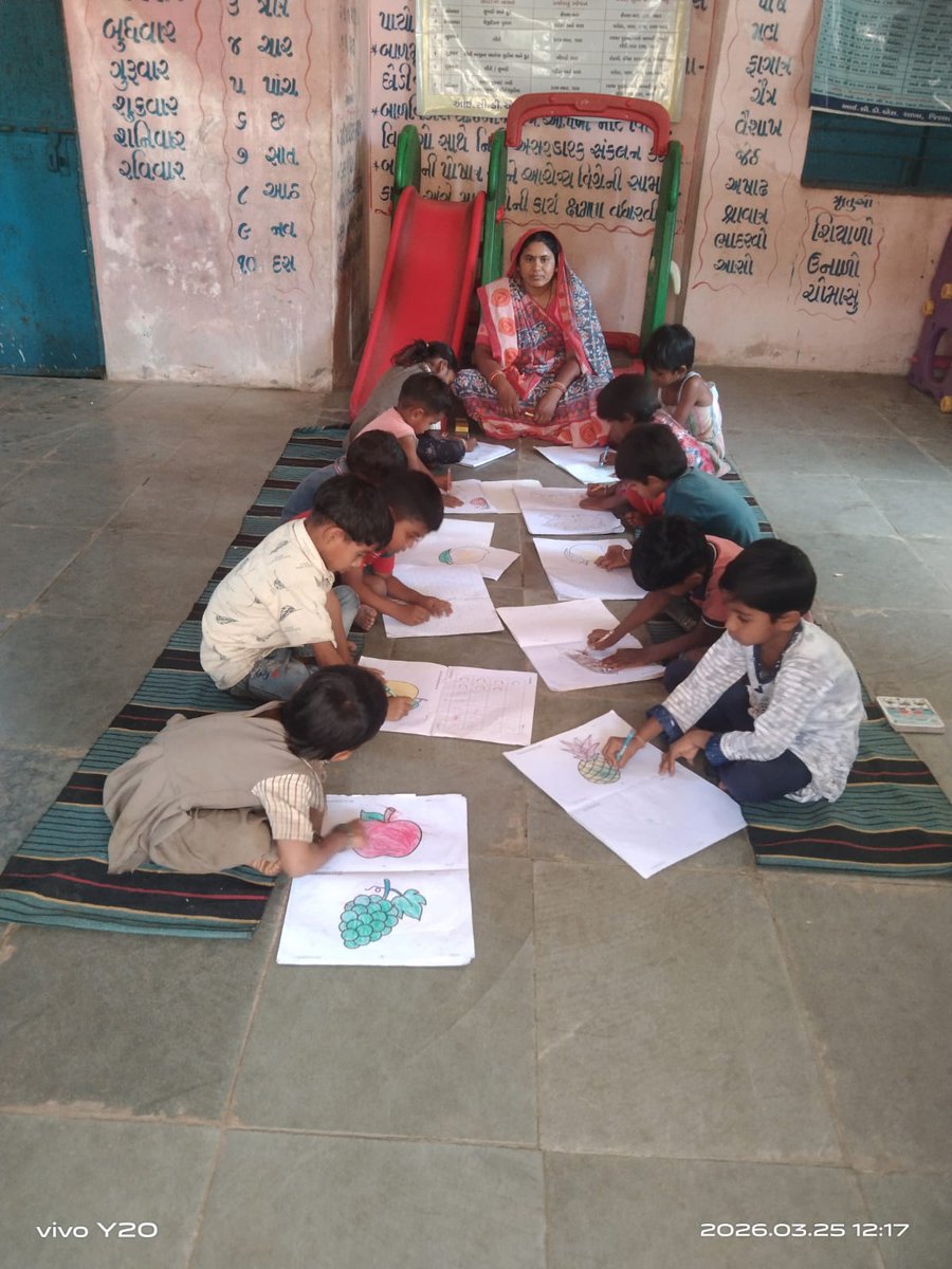 જમશે દાહોદ , રમશે દાહોદ , ભણશે દાહોદ અંતર્ગત ધાનપુર ઘટક 2 ના આંગણવાડી કેન્દ્રો પર બાળકોને પૂર્વ પ્રાથમિક શિક્ષણની પ્રવૃતિઓ કરાવવામાં આવી. 
#preschool
<a href="/DahodPo/">District ICDS,Office Dahod</a>
<a href="/DahodDdo/">DDO Dahod</a> 
<a href="/CollectorDahod/">Collector Dahod</a>
<a href="/WCDGujarat/">Women & Child Development, Govt of Gujarat</a> 
<a href="/MinistryWCD/">Ministry of WCD</a> 
<a href="/manisha_vakil/">Dr. Manisha Vakil</a>
@cmogujarat