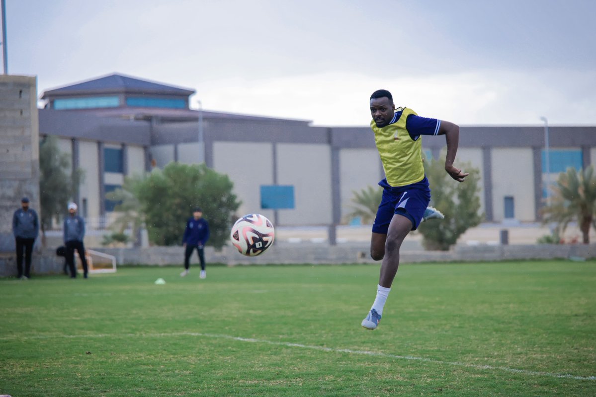 نادي الصقر السعودي tweet media