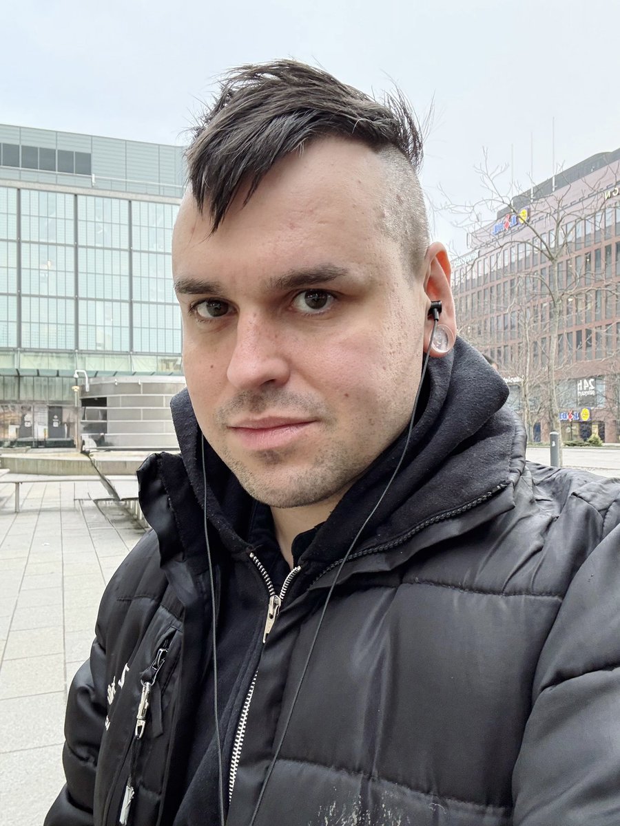 Tuhto Kummitus tweet media