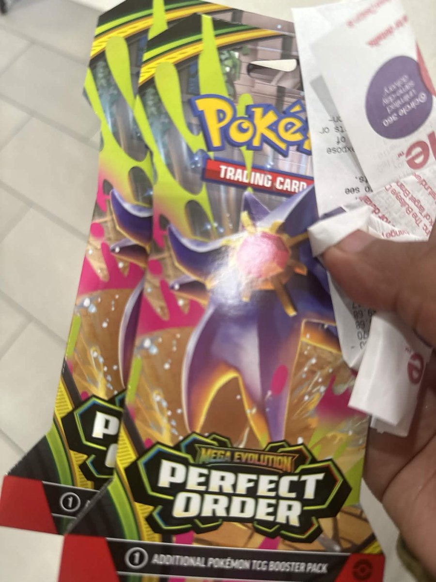 SquirtleTCGRestock tweet media