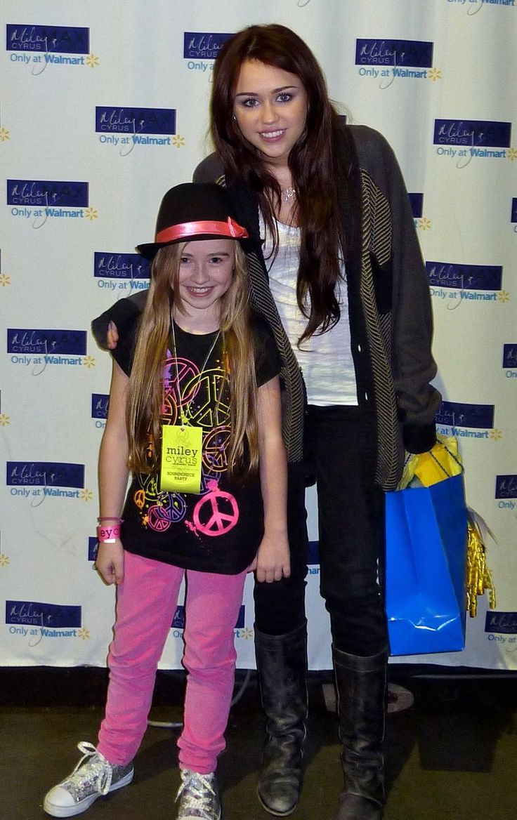 daiara ★ tweet media