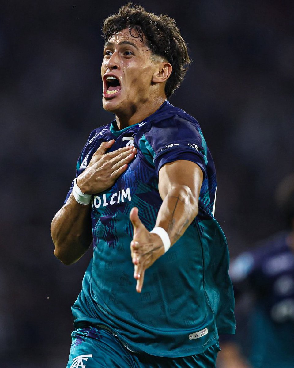 🎙 Emi Castellano tweet media