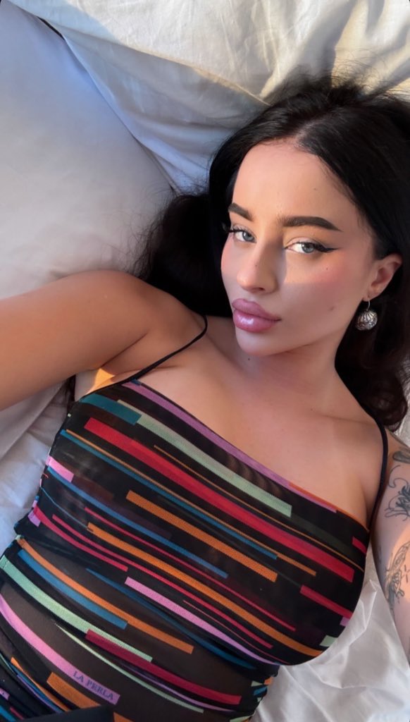 Agata Fąk tweet media