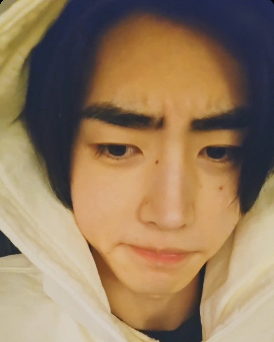 ❄️얼음별 tweet media