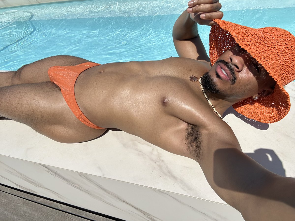 tradey cunt tweet media