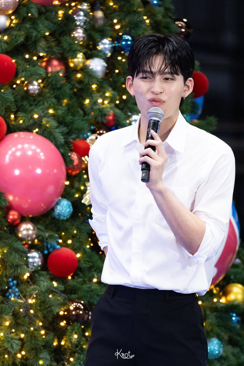 ᴘᴀʀɪ ⁎̯͡⁎𝓣𝓱𝓮𝓮𝓻𝓪𝓴𝓲𝓽 𝓚 .𝓵𝓮𝓮 tweet media