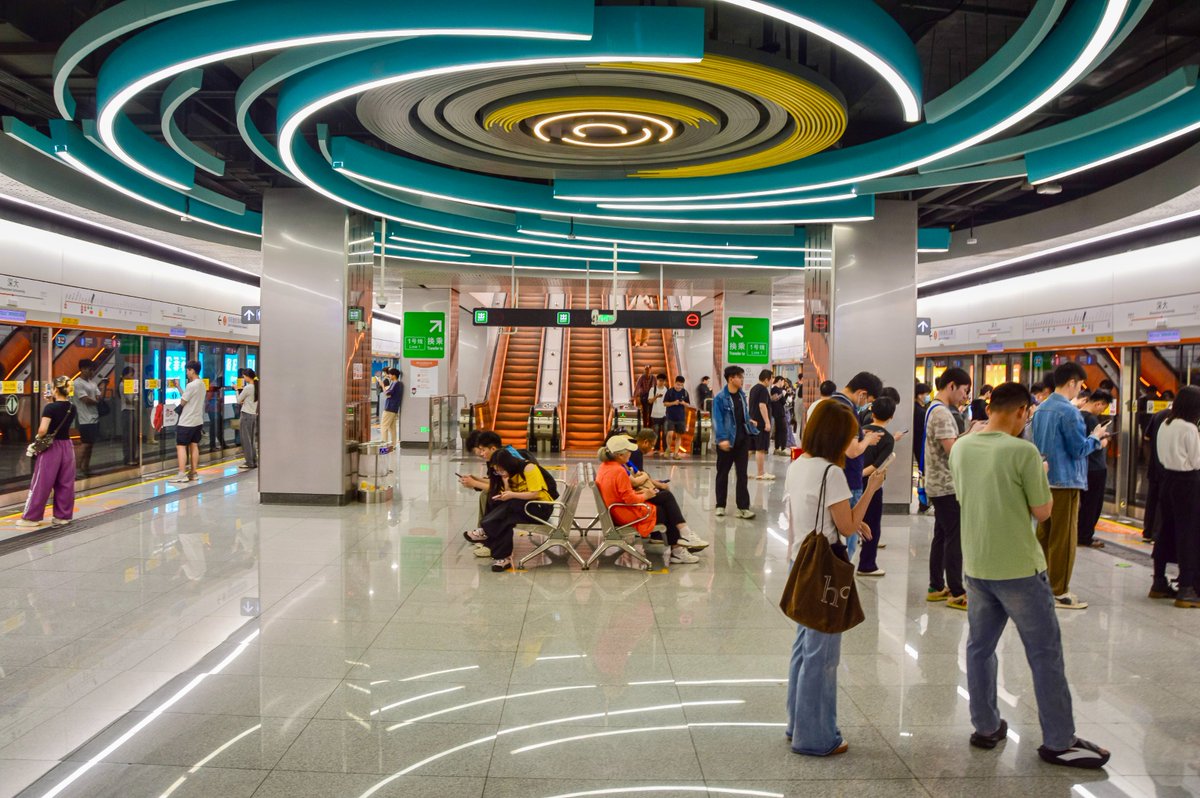 Melissa & Chris Bruntlett tweet media