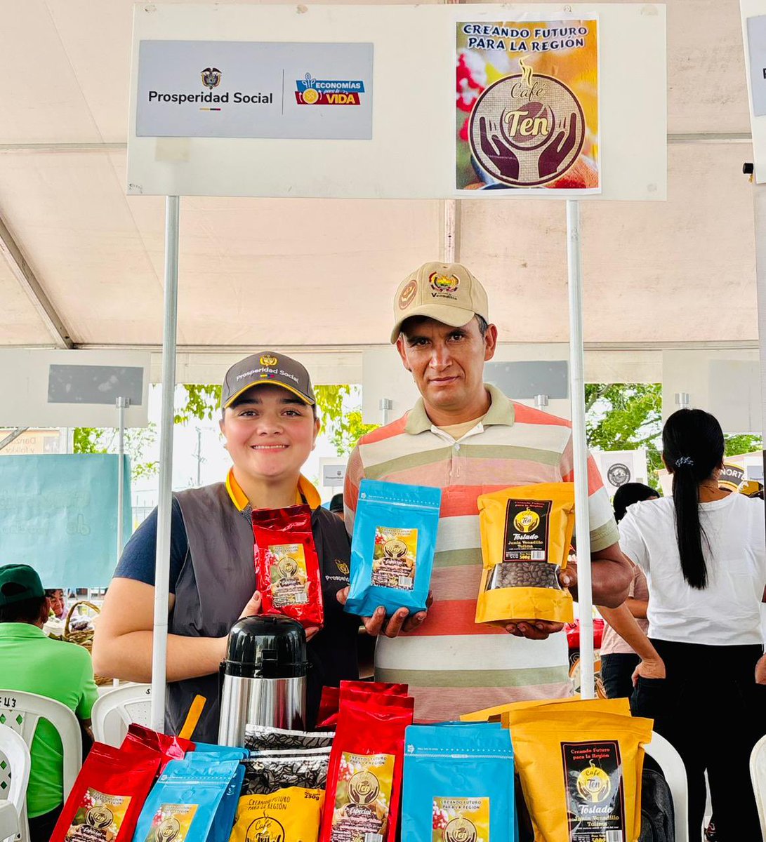 ProsperidadCol's tweet image. 📍#Tolima | Iniciamos en Armero, Guayabal, el Encuentro Popular #EconomíasParaLaVida, espacio que fortalece la asociatividad, la inclusión productiva y el desarrollo económico local impulsado por #ProsperidadSocial; participan alrededor de 24 unidades productivas del municipio.
