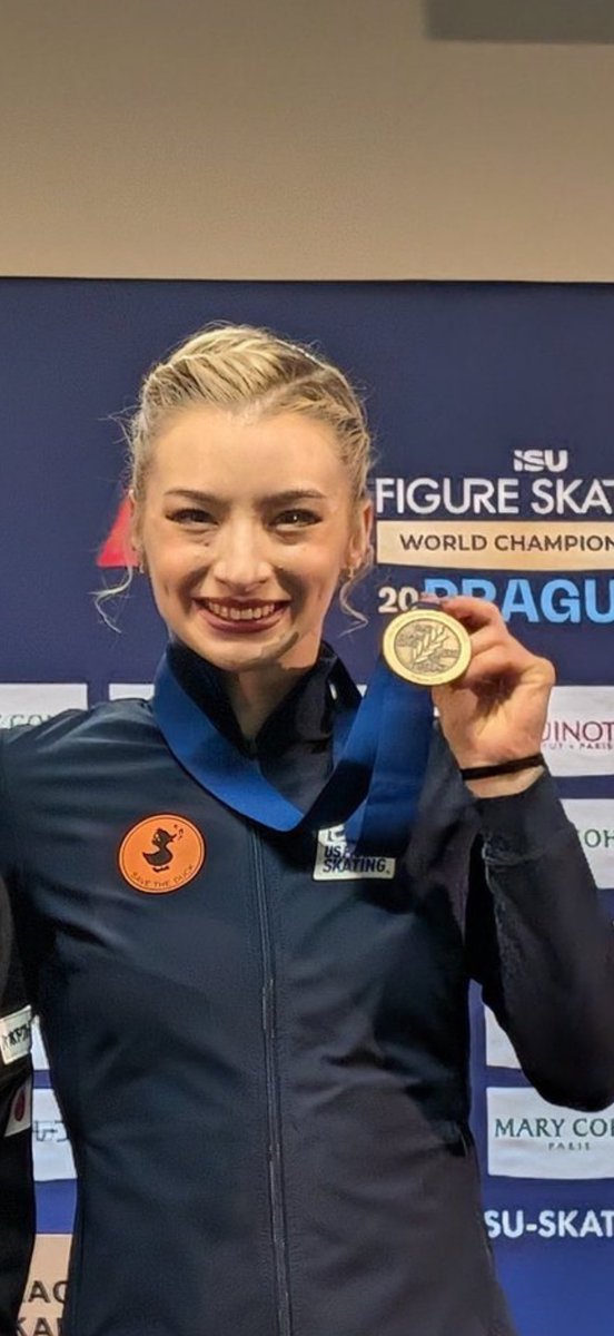 niamh 🔜 prague tweet media