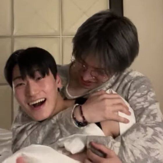 𝐋𝐔𝐂𝐈𝐔𝐒 𝐎𝐖𝐄𝐍 𝐑. 𝐖𝐀𝐍𝐆 tweet media