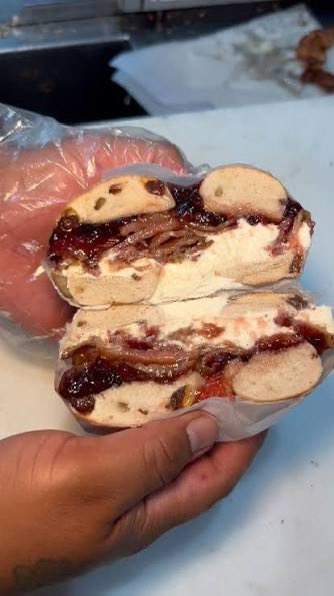 HB•RAINEY™️ tweet media