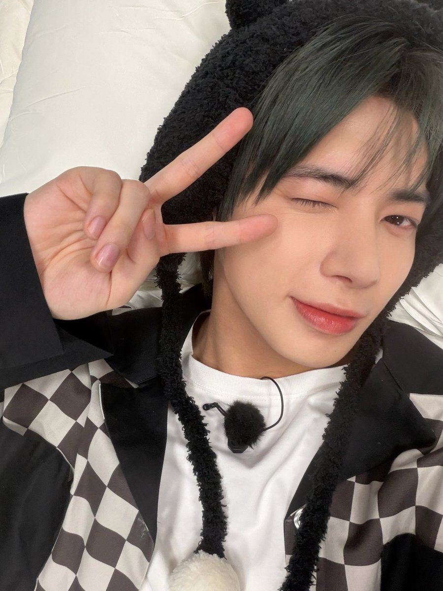 7th year: bron (rest) tweet media