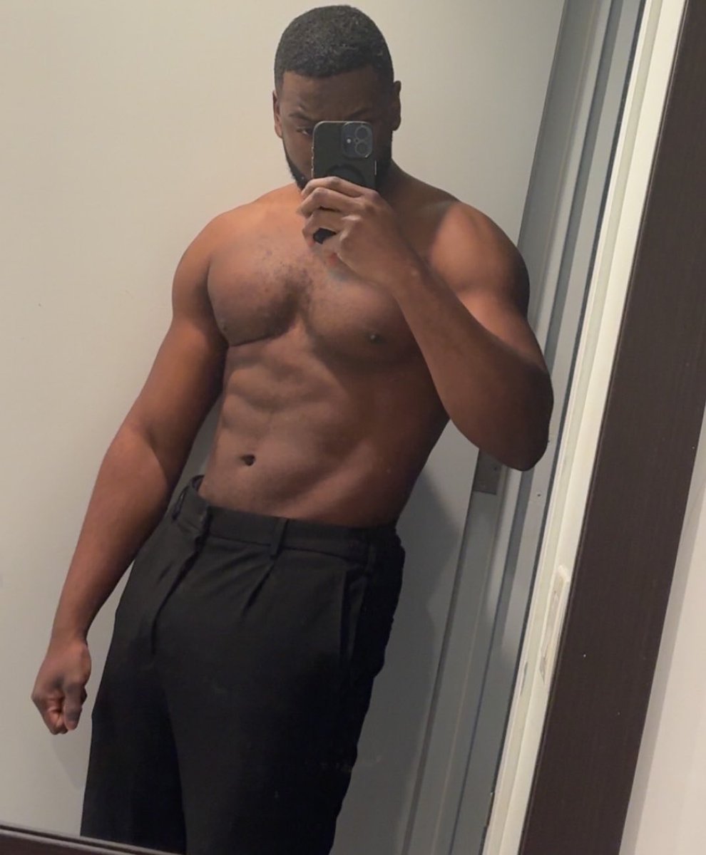 kingsinba10's tweet photo. Summer right around the corner⛅️ https://t.co/92vwxE5IDB