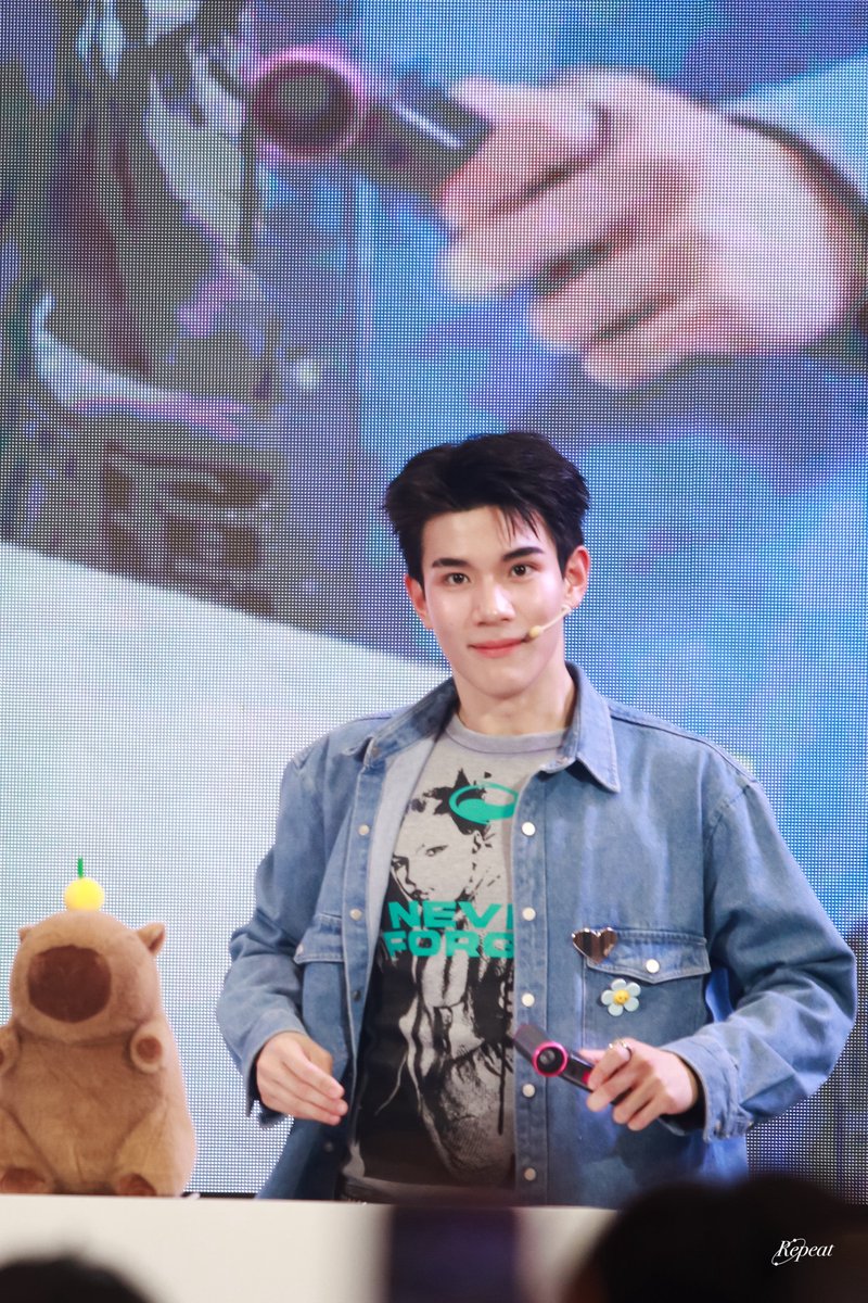 𝐑𝐞𝐩𝐞𝐚𝐭*𖦹ㅡ🌷📧🔆 tweet media