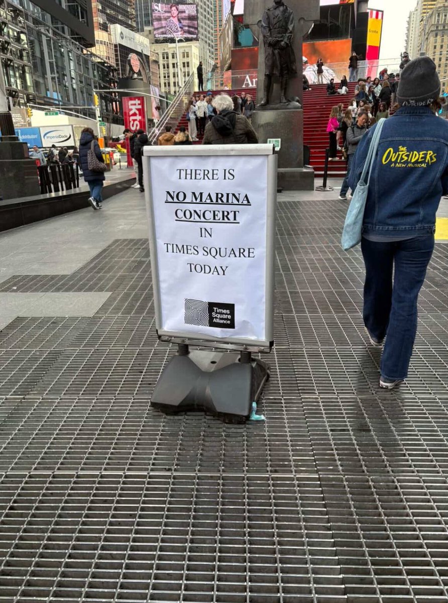 MARINA HQ tweet media