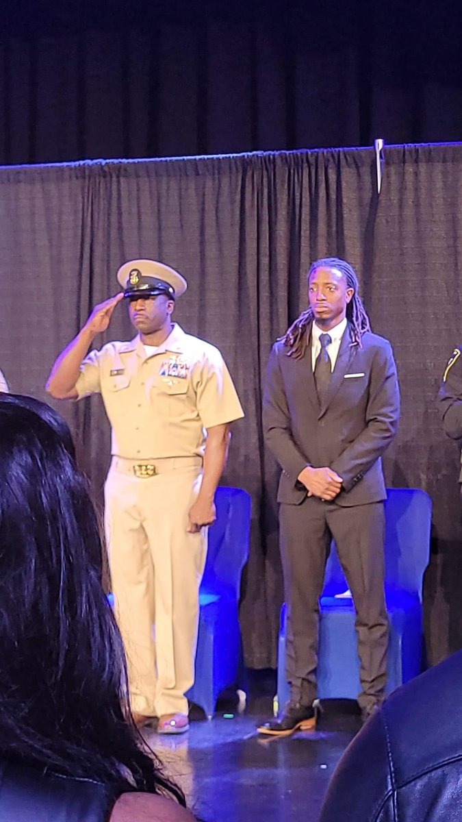 Gregory Bell II tweet media