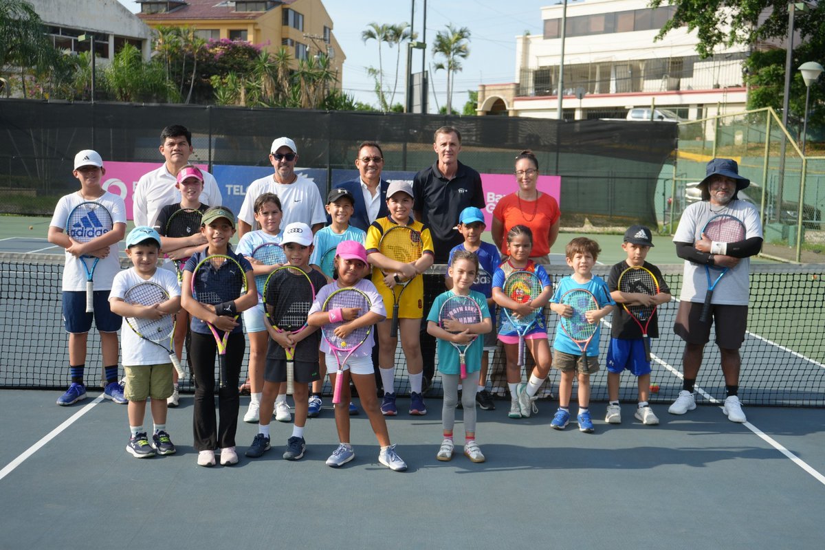 Cesar E. Vera E. tweet media