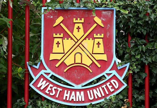 Billy Bonds Stand tweet media