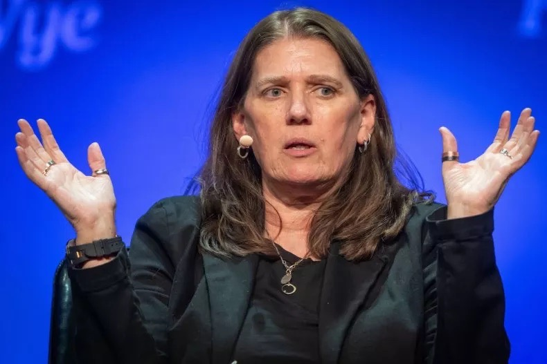 JustAnotherAmyintheCrowd tweet media