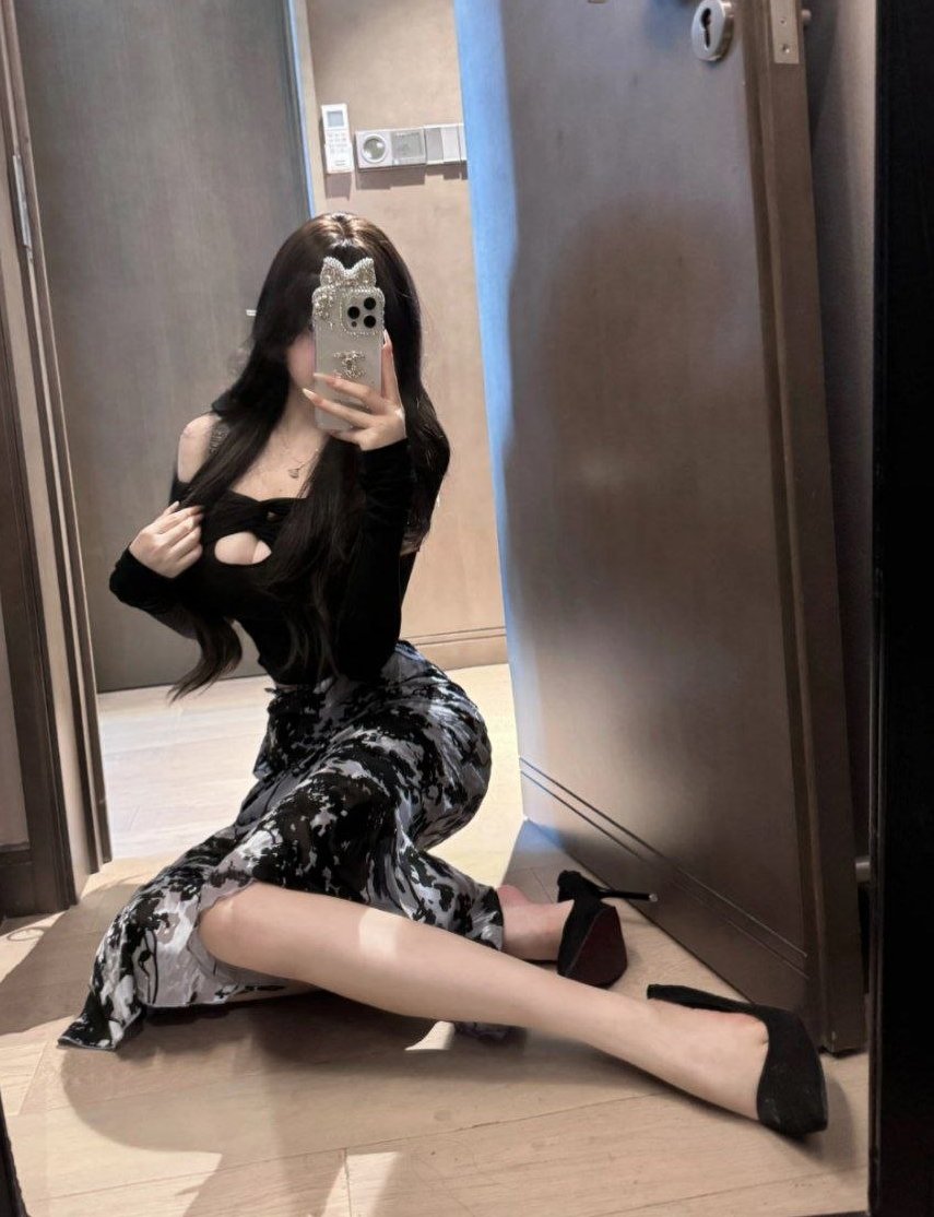 诗诗sikz tweet media