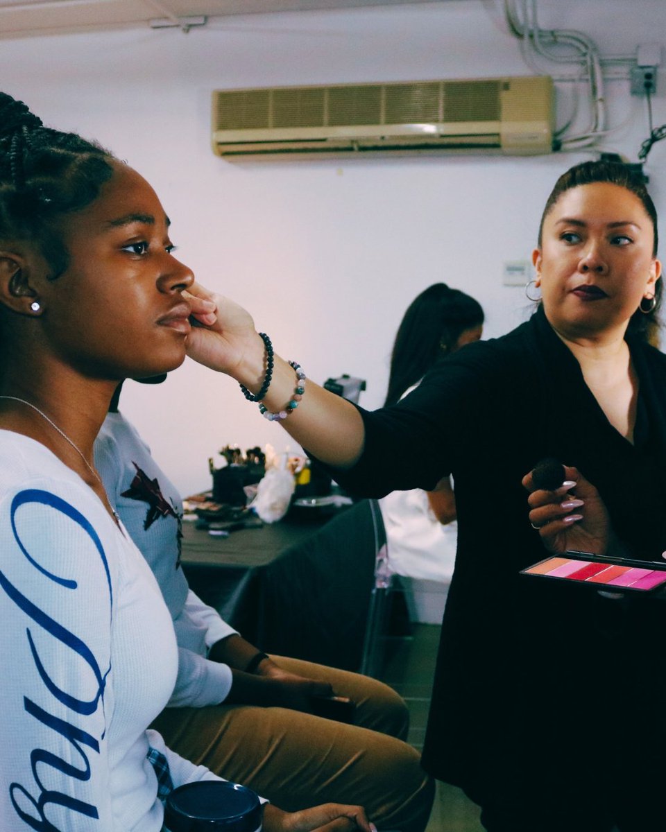 YTC_NONPROFIT's tweet photo. Celebrating the creativity of our mentee Ziani, founder of Physuni! 🌟 Last year's Fashion Week showcased the power of mentorship. Support future designers at Yadestiny! Learn more at https://t.co/CmZXReMb0h
#Fashion #Empowerment https://t.co/dprbZ8Lh7B