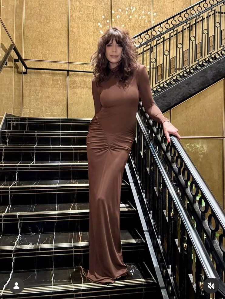 Jenny Powell Fan 💙 tweet media