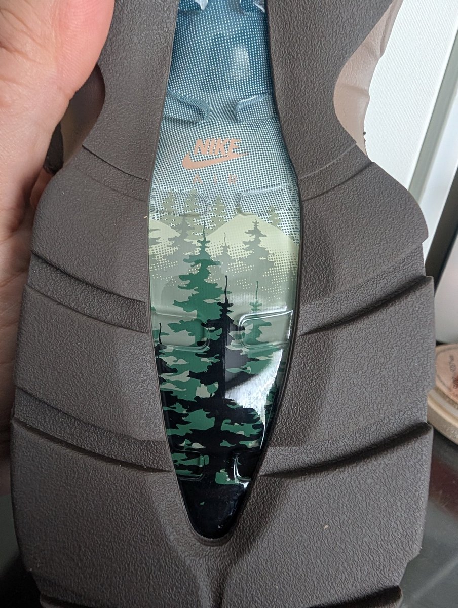 trin. aka The Air Max Guy tweet media