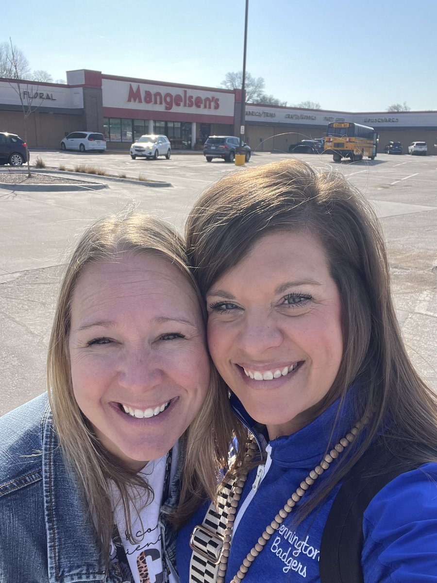 Mrs. Guynan tweet media