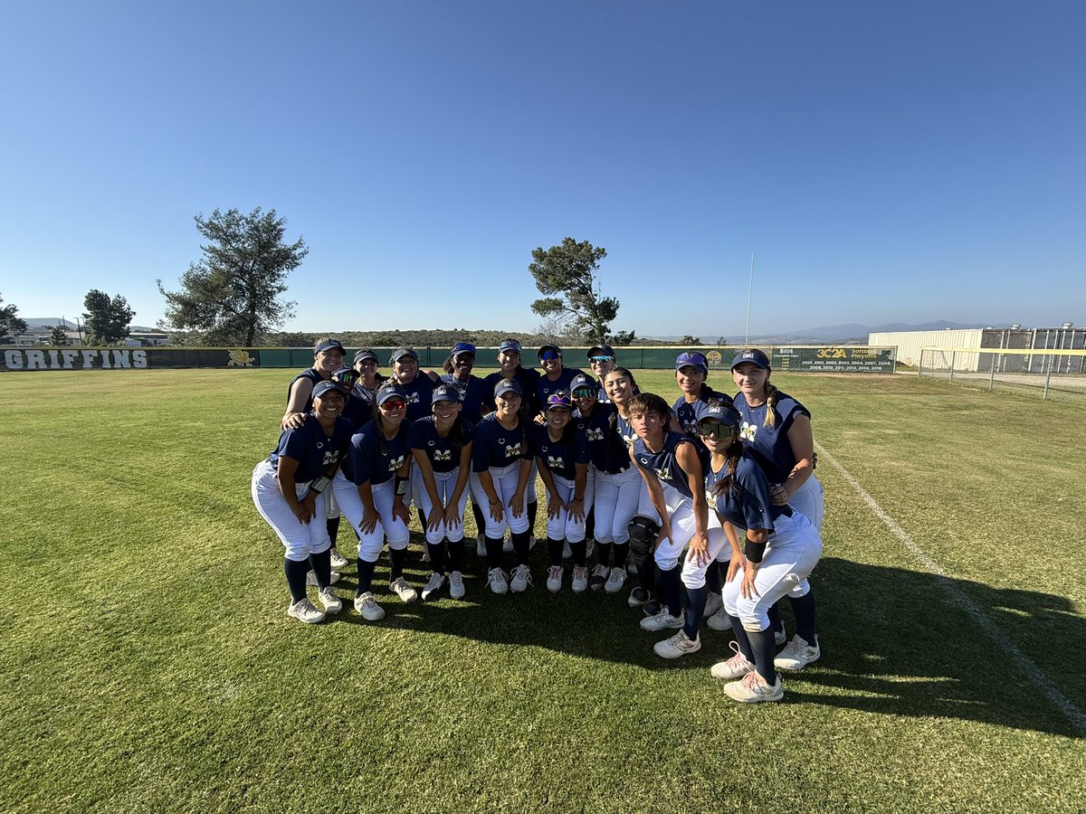 San Diego Mesa Softball tweet media