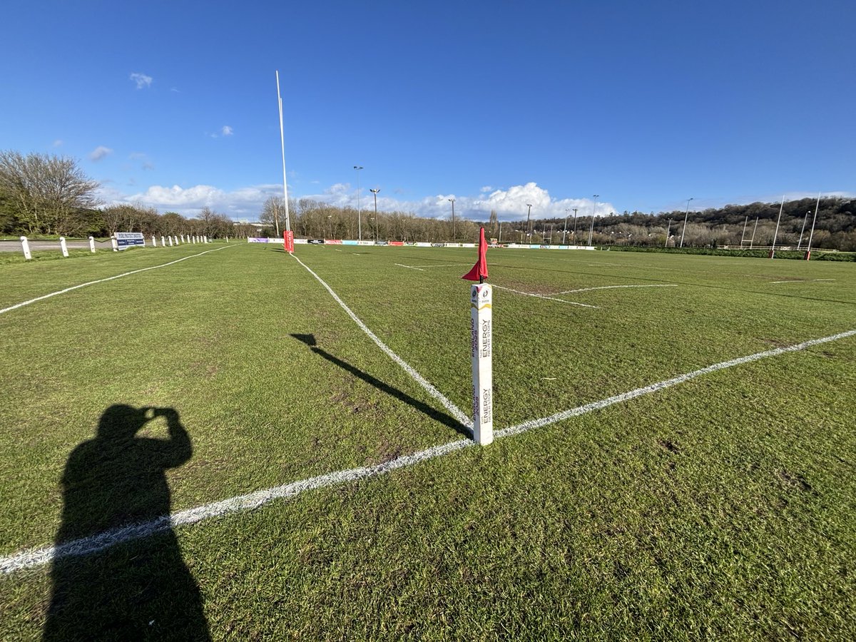 MartynGroves's tweet photo. @RFURugbyGrounds @wearetheGMA @EnglandRugby @jimRFU what a great way to start the build up for the weekends games. @AvonmouthOBRFC https://t.co/OUvRSjLPC9