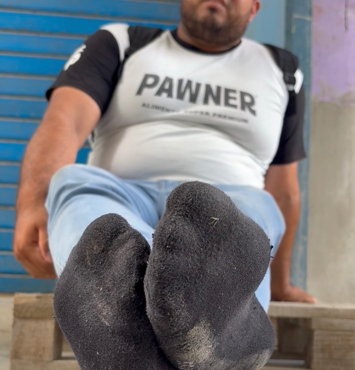 UP FEET! tweet media