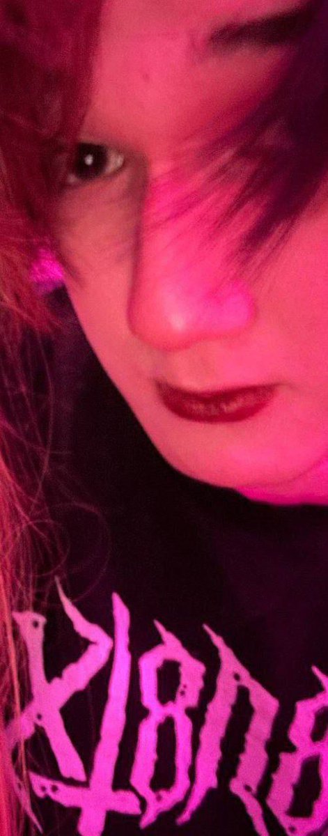 BMD-4 in Bucha groyper tweet media