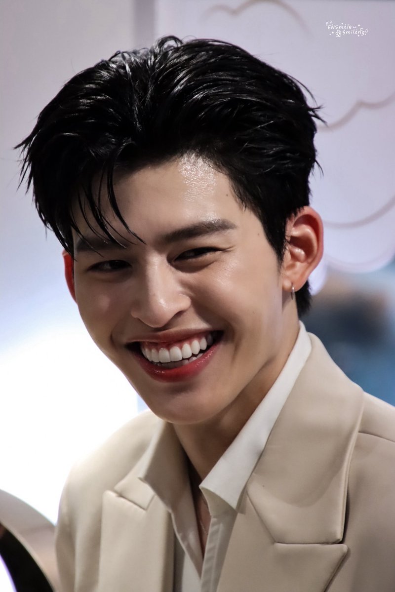 SmileSmiling ˚◡̈ tweet media